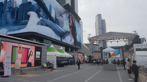 강남페스티벌, ‘별마당 패션쇼’ 이어 워너원∙엑소 공연 1768-Image